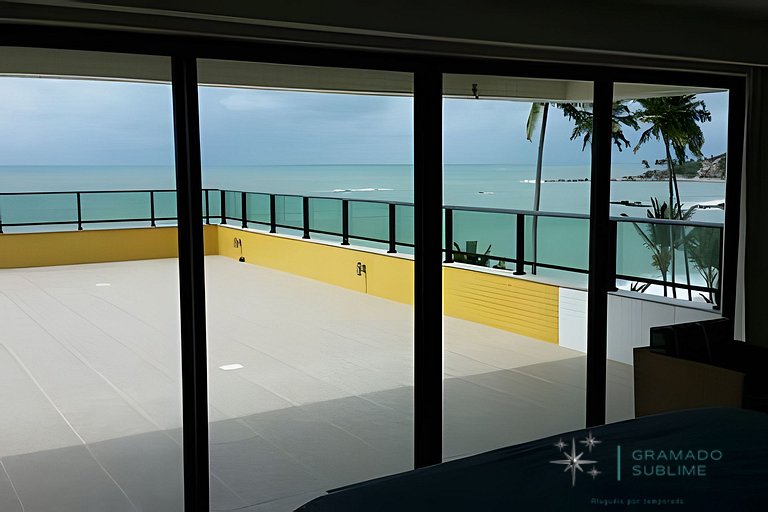 Luxury beachside Penthouse