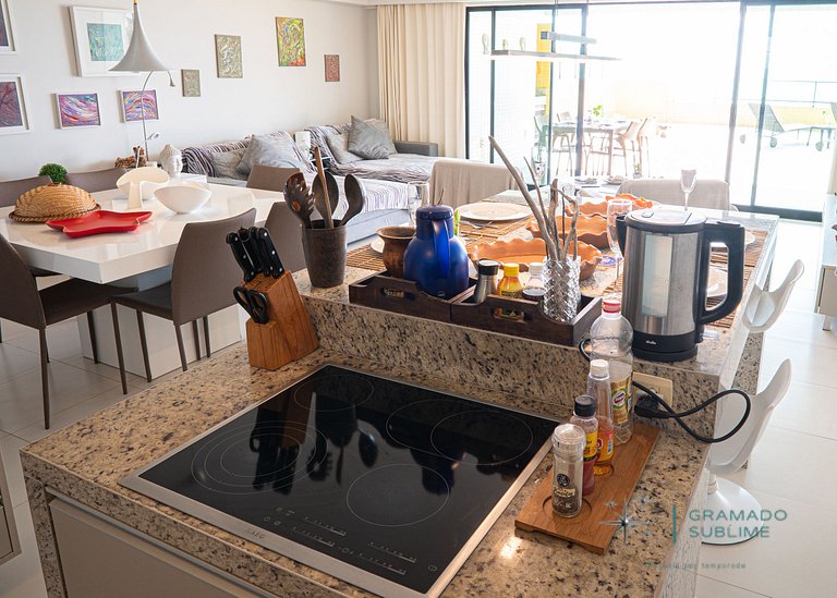 Luxury beachside Penthouse