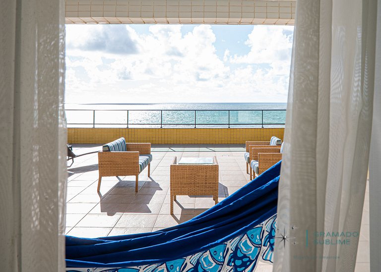 Luxury beachside Penthouse