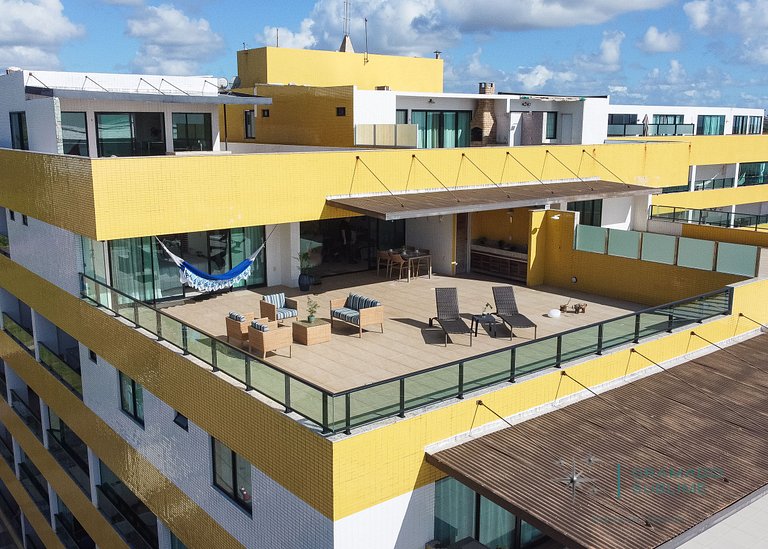 Luxury beachside Penthouse