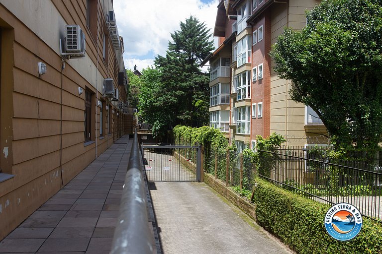 406 - Luxo ao lado da rua Coberta