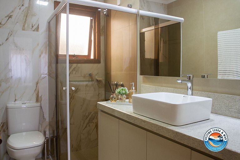 406 - Luxo ao lado da rua Coberta