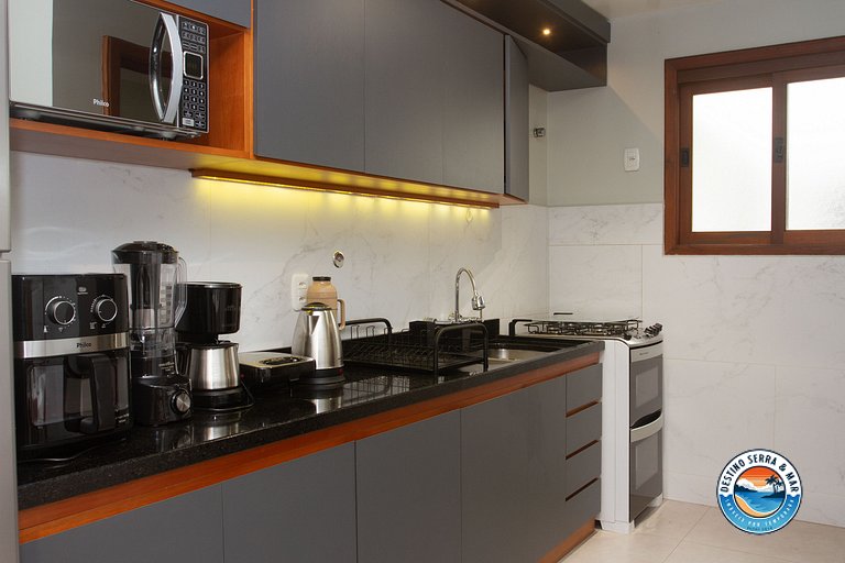 406 - Luxo ao lado da rua Coberta